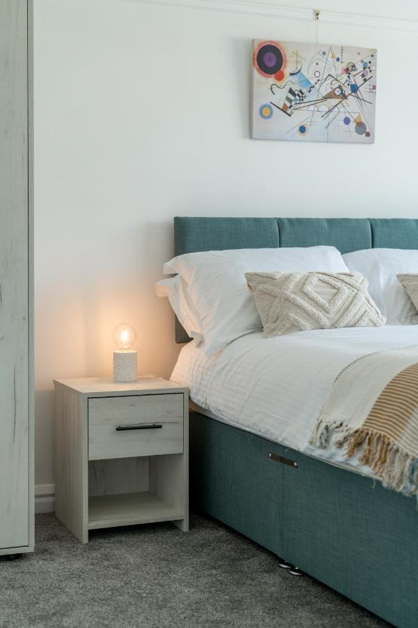 Bright West Hampstead Retreat Apartment ลอนดอน ภายนอก รูปภาพ