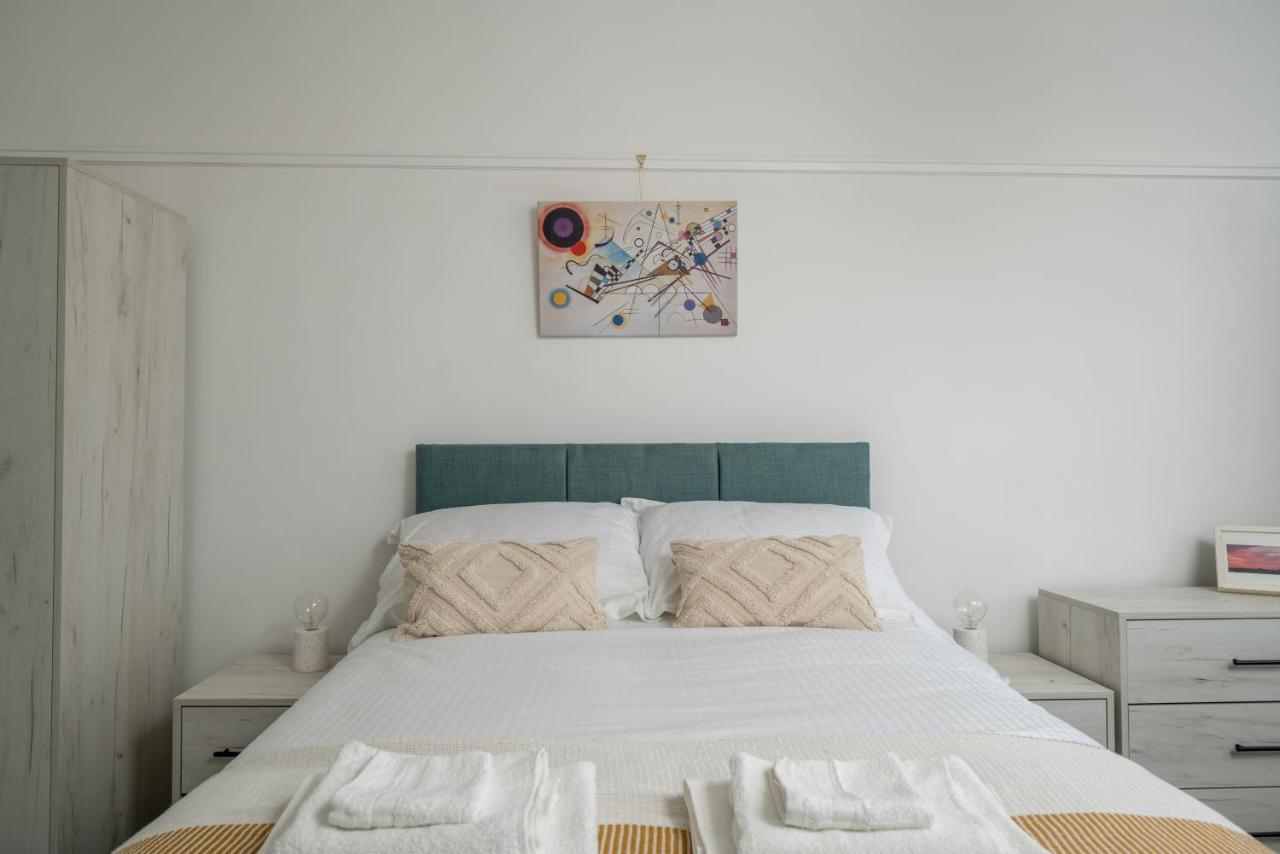 Bright West Hampstead Retreat Apartment ลอนดอน ภายนอก รูปภาพ